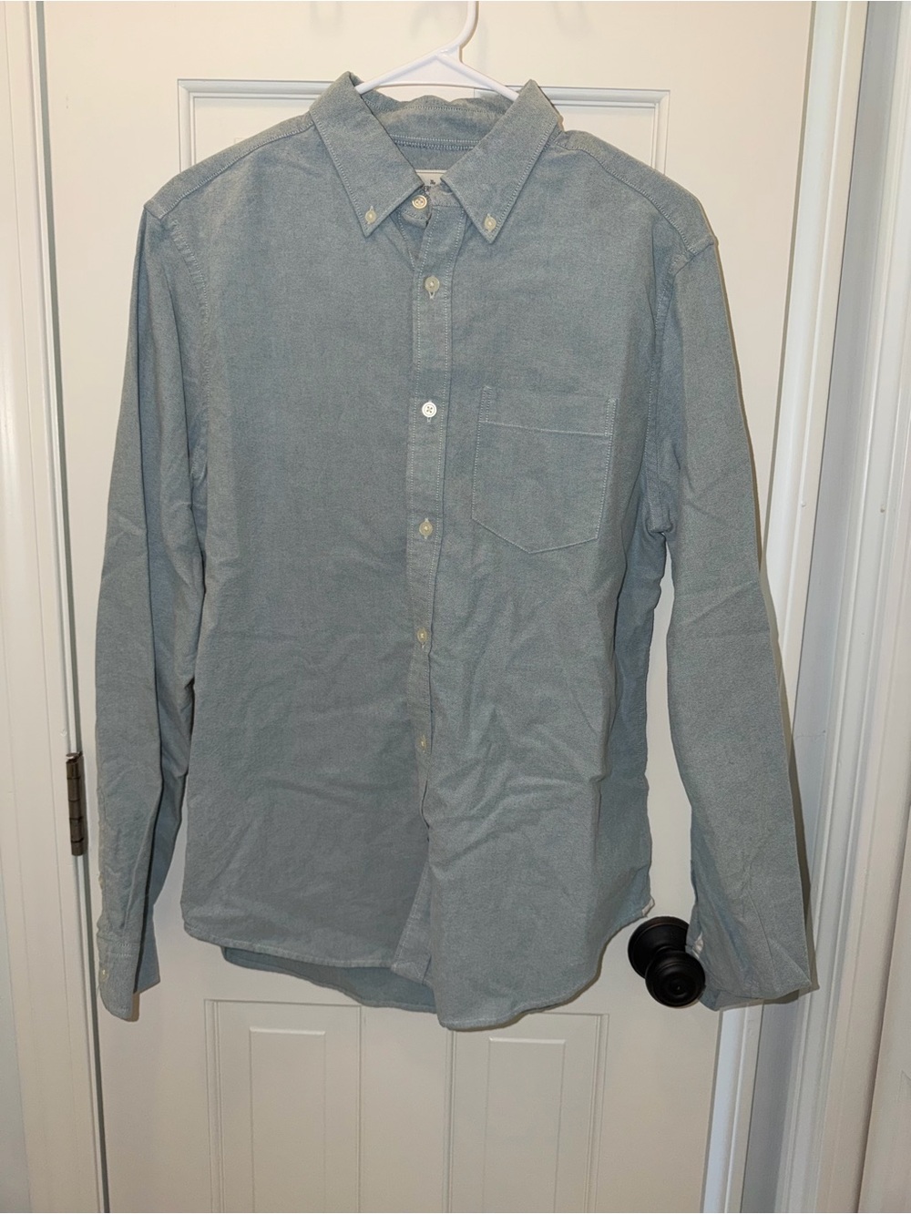 GAP Men's Button-Down Shirt in Light Blue-Grey